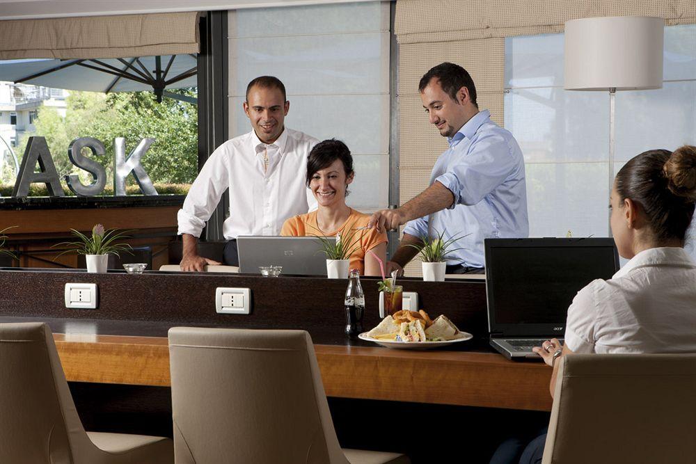 Courtyard By Marriott Rome Central Park Kültér fotó