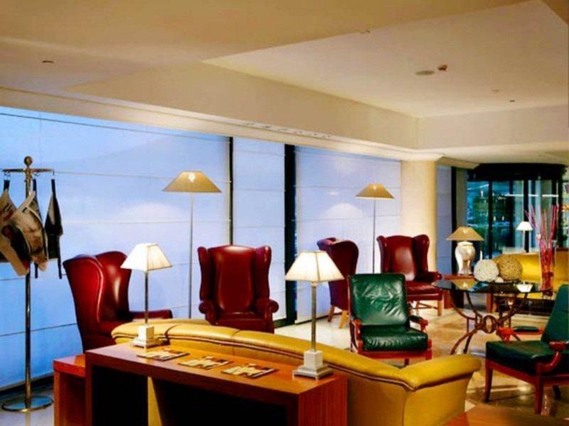Courtyard By Marriott Rome Central Park Beltér fotó